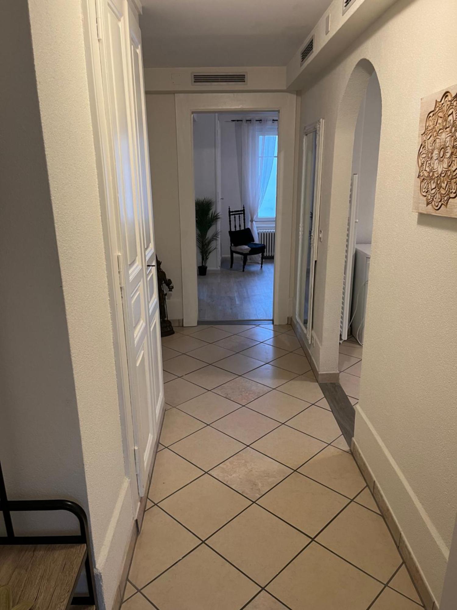 गेस्ट हाउस La Maison Bleue A 2 Pas Du Du Neuchatel Hauterive (Neuchatel)